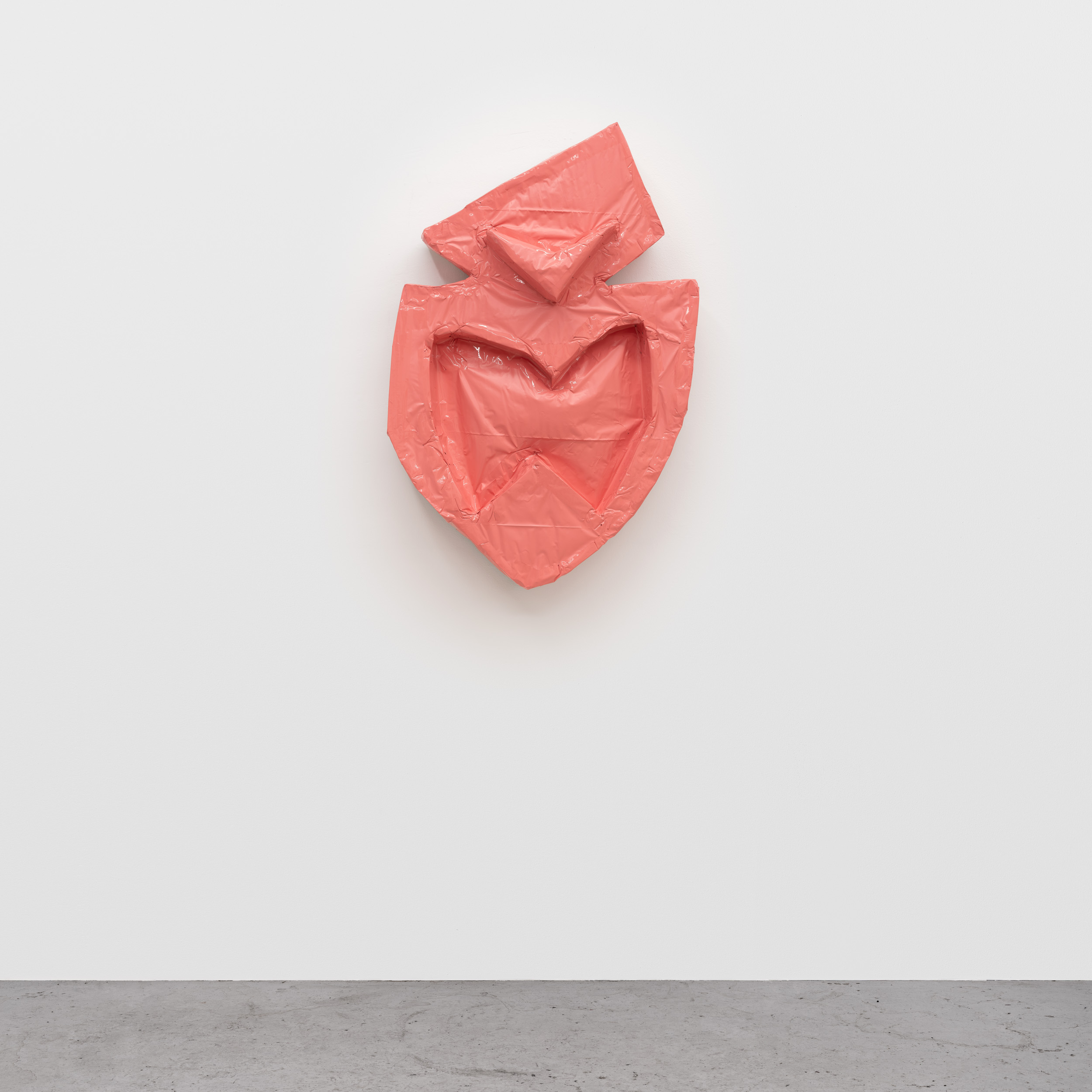 2. Daniel Boccato - Mackface - 2019. epoxy, fiberglass, polyurethane. 55×87×21cm