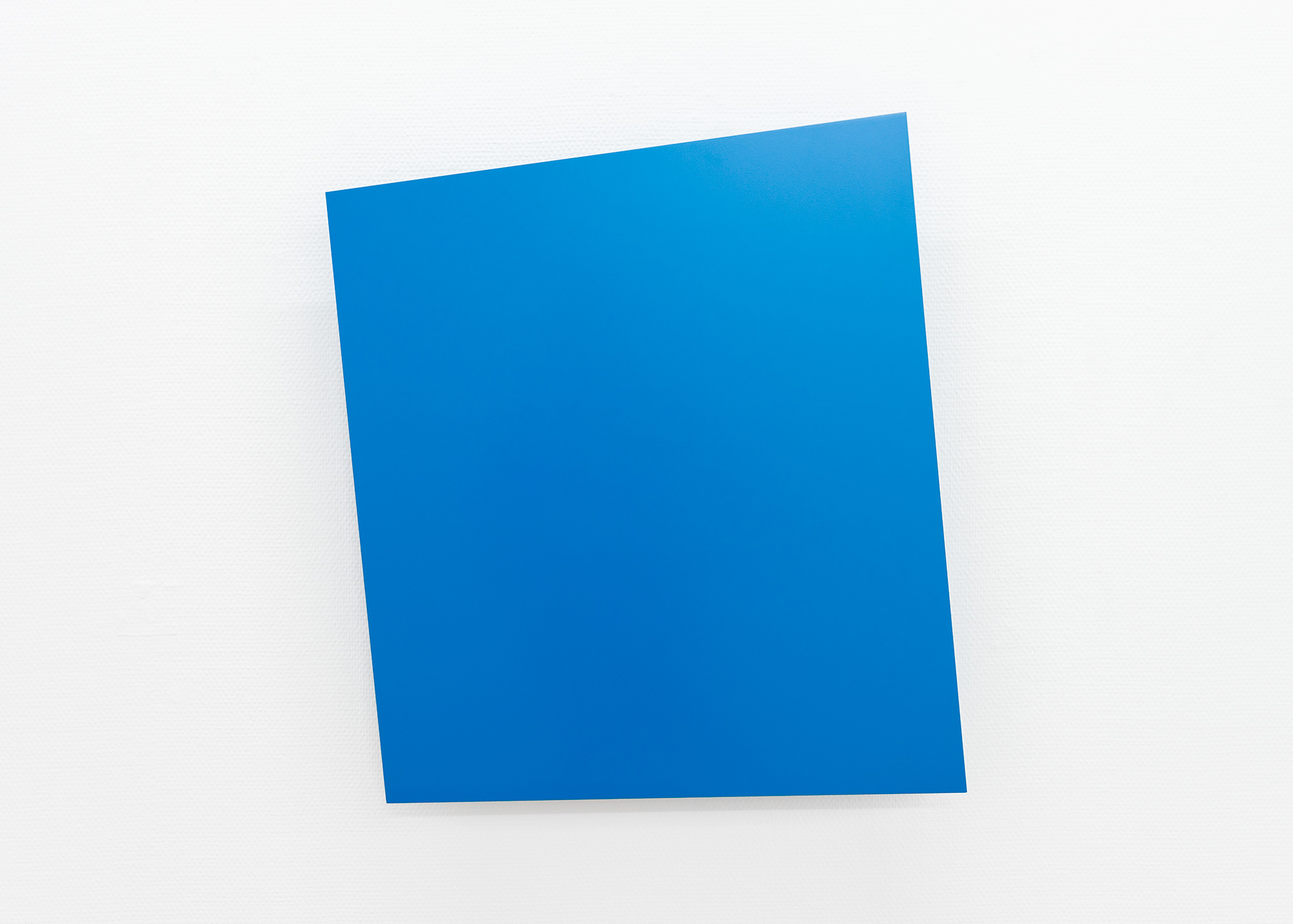 Madeleine Boschan Five forms (gently and imperishably) III 2019 coated alumium 70 x 63 x 8,5 cm unique