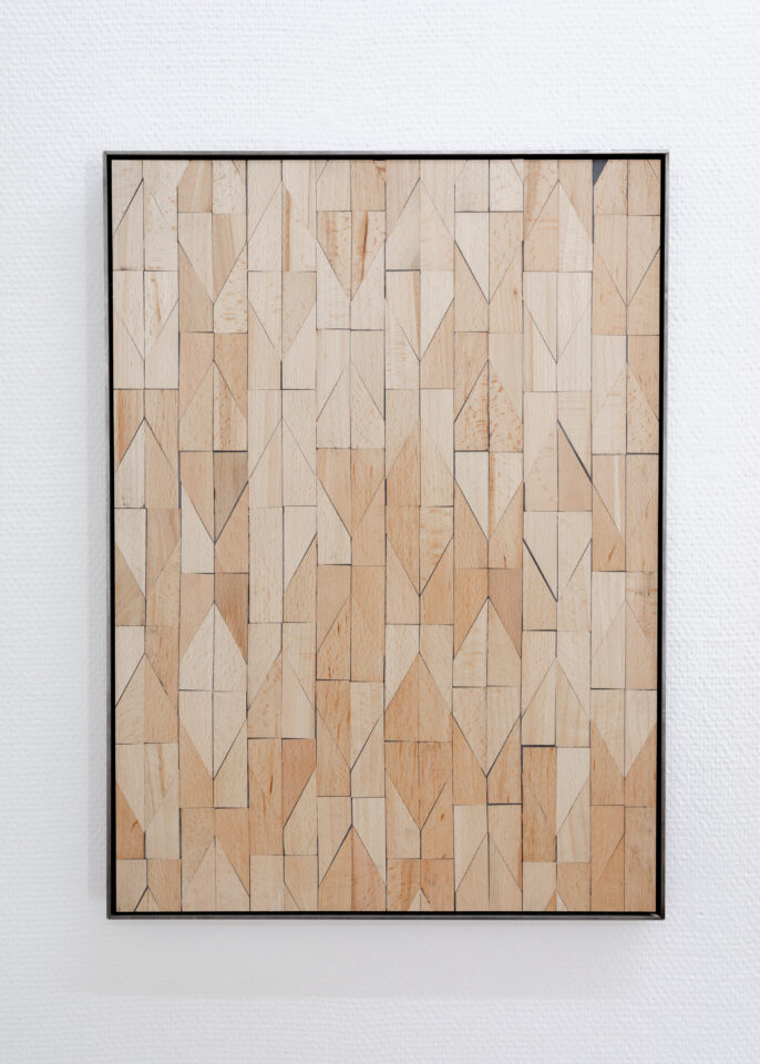 2 Floor 2_55,7 x 40,6 cm_wodden wedges on hdf steel framed _2019 frank moll
