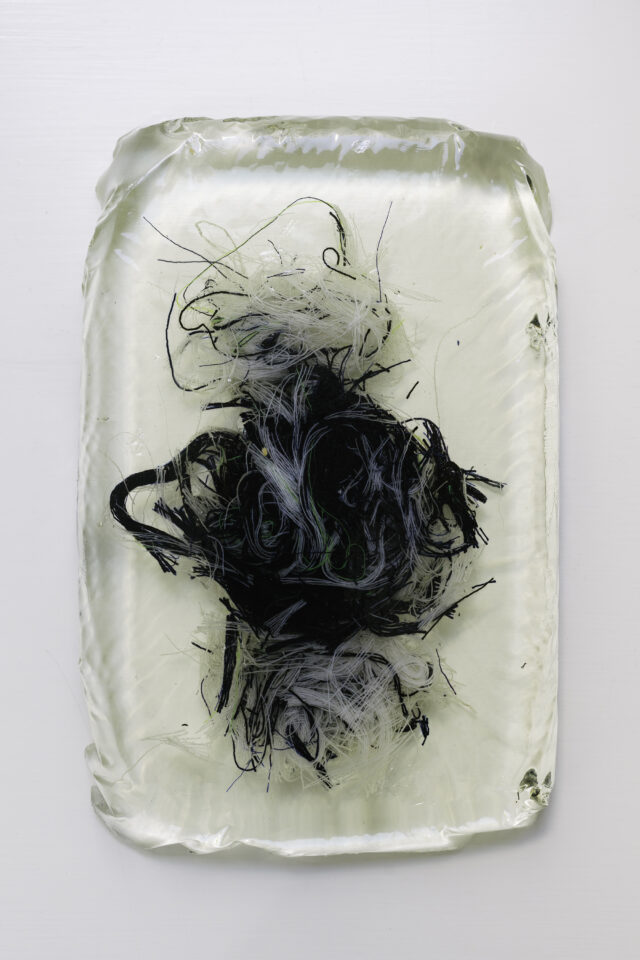 16 Marie Hazard_threadsbigbang_2020_27x17cm_Polyester_threads in resin.jpg