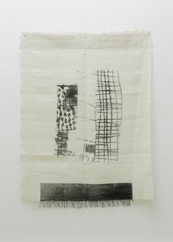 5 Marie Hazard_«novembre»_Hand woven in_paper_linen and screen printing_ 2020_134x100cm
