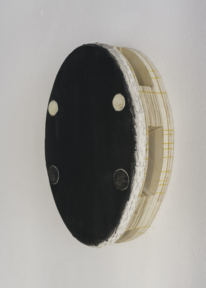 6 Otis Jones - 2021 - Acrylic on linen on wood 53 CM x 37,5 CM x 13.5 CM
