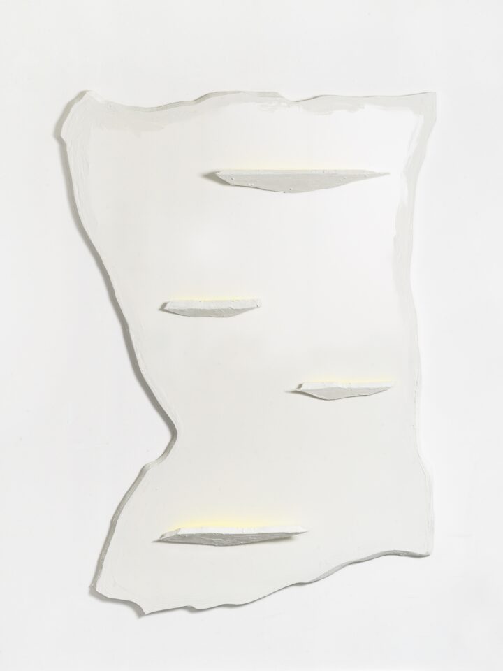 12. Adrian Altintas - AAD032 - 2021 - Untitled 210,1 x 151,4 x 5 cm. - Sandwichpanel, Acryl.