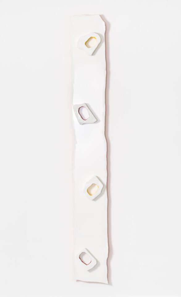 3. Adrian Altintas - AAD023 - 2021 - Untitled 225 x 29,7 x 6,5 cm. - Sandwichpanel, Acryl.