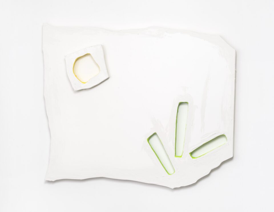 5. Adrian Altintas - AAD025 - 2021 - Untitled 118,8 x 95,5 x 6,5 cm. - Sandwichpanel, Acryl.