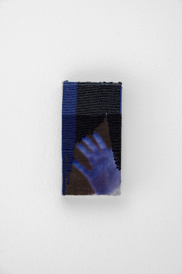 Marie Hazard - la main bleue, 12x22 cm, 2023, hand woven in linen, paper, polyester and digital print on canvas